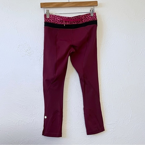 Lululemon Dashing Purple Ace Spot Magenta Run Inspire Crop II Leggings size 4 - Picture 2 of 8